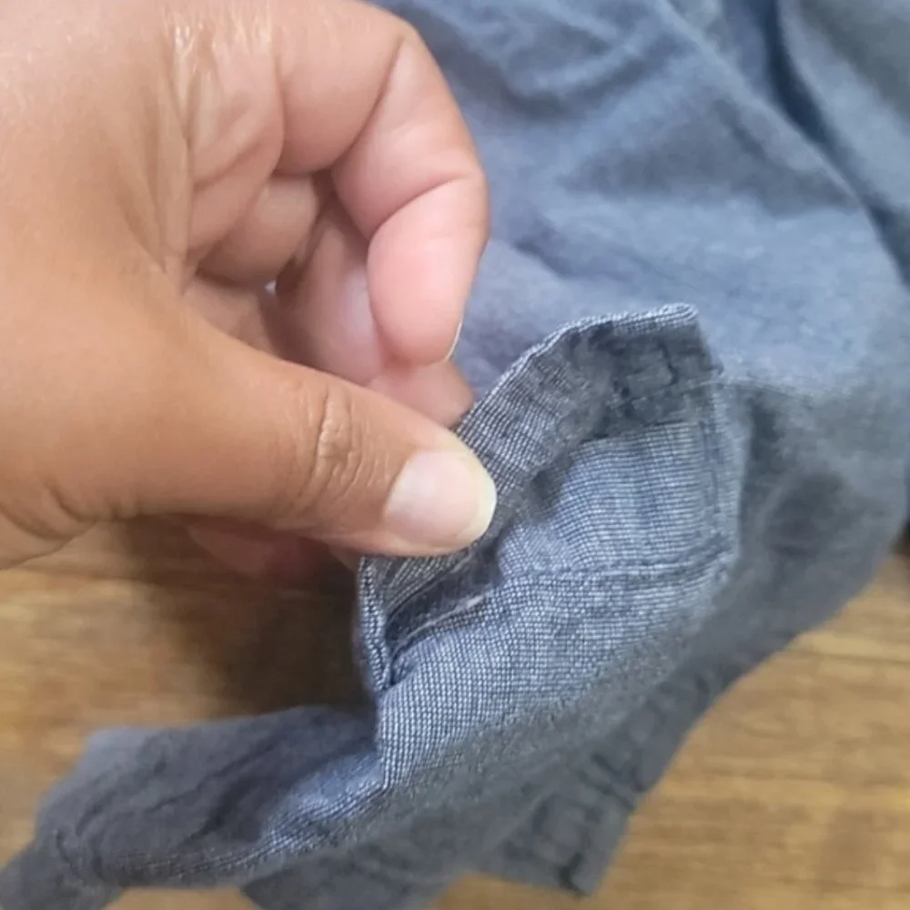 Old Navy Cargo Shorts - Picture 2 of 6